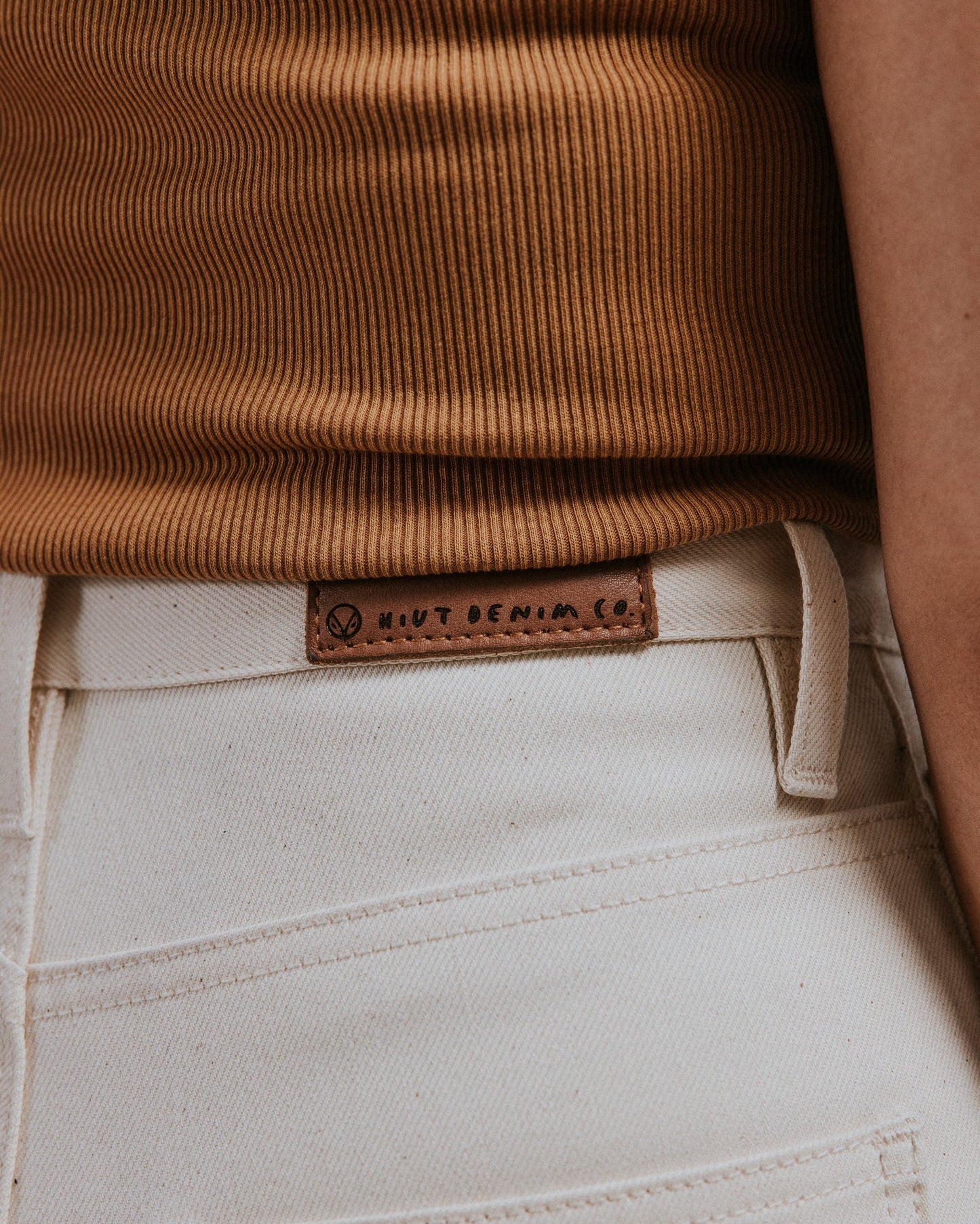 The Eira - Straight Leg - Ecru Denim.