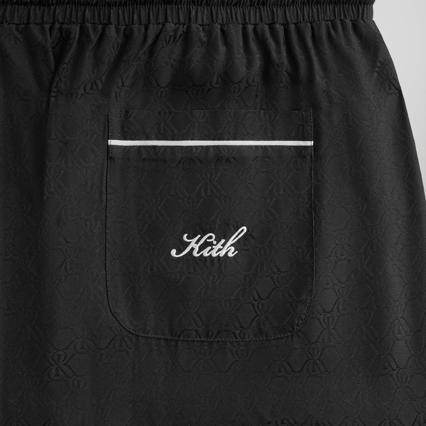 Kithmas Crest Monogram Pajama Set - Black
