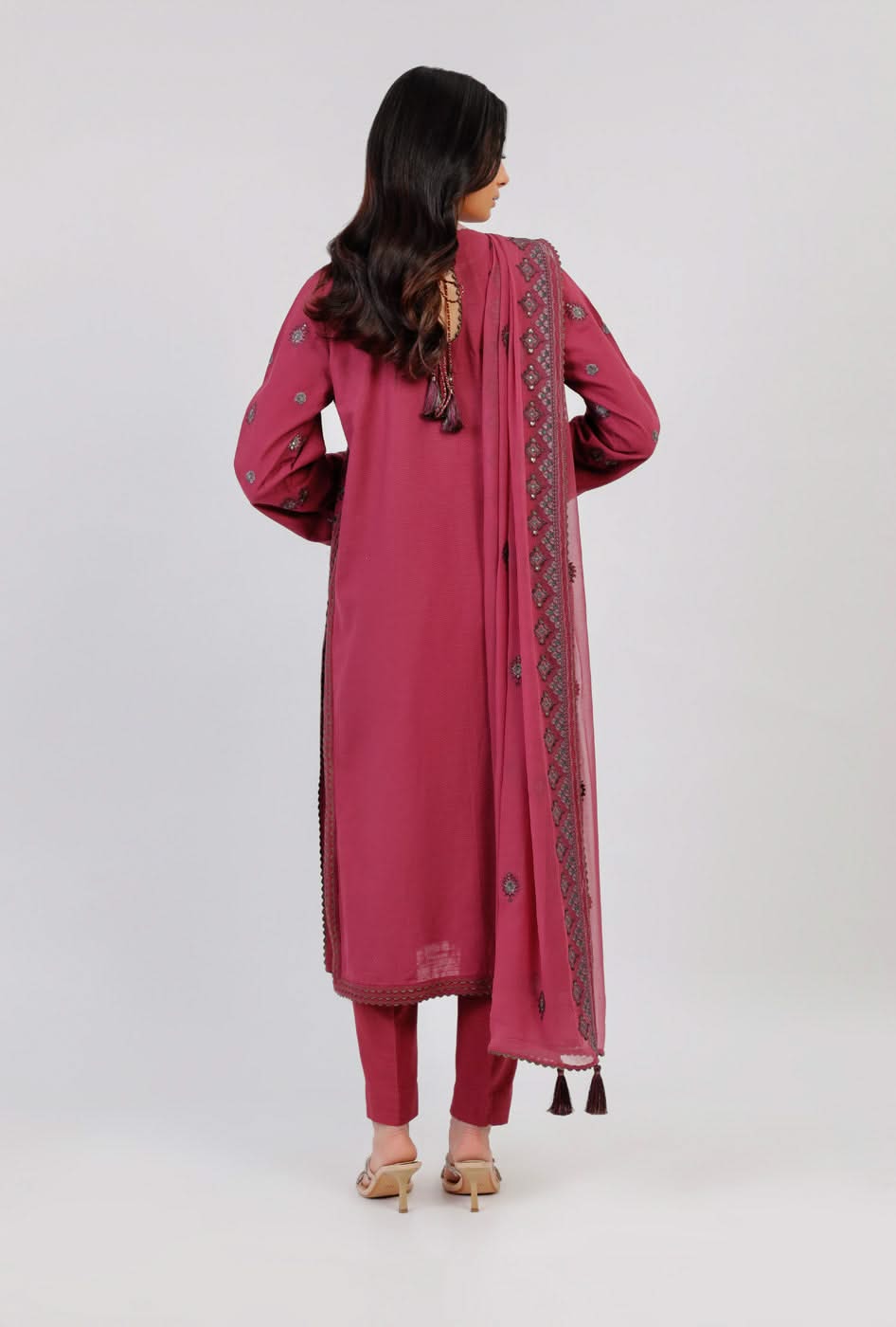 3 Pc Embroidered Khaddar Suit With Chiffon Dupatta