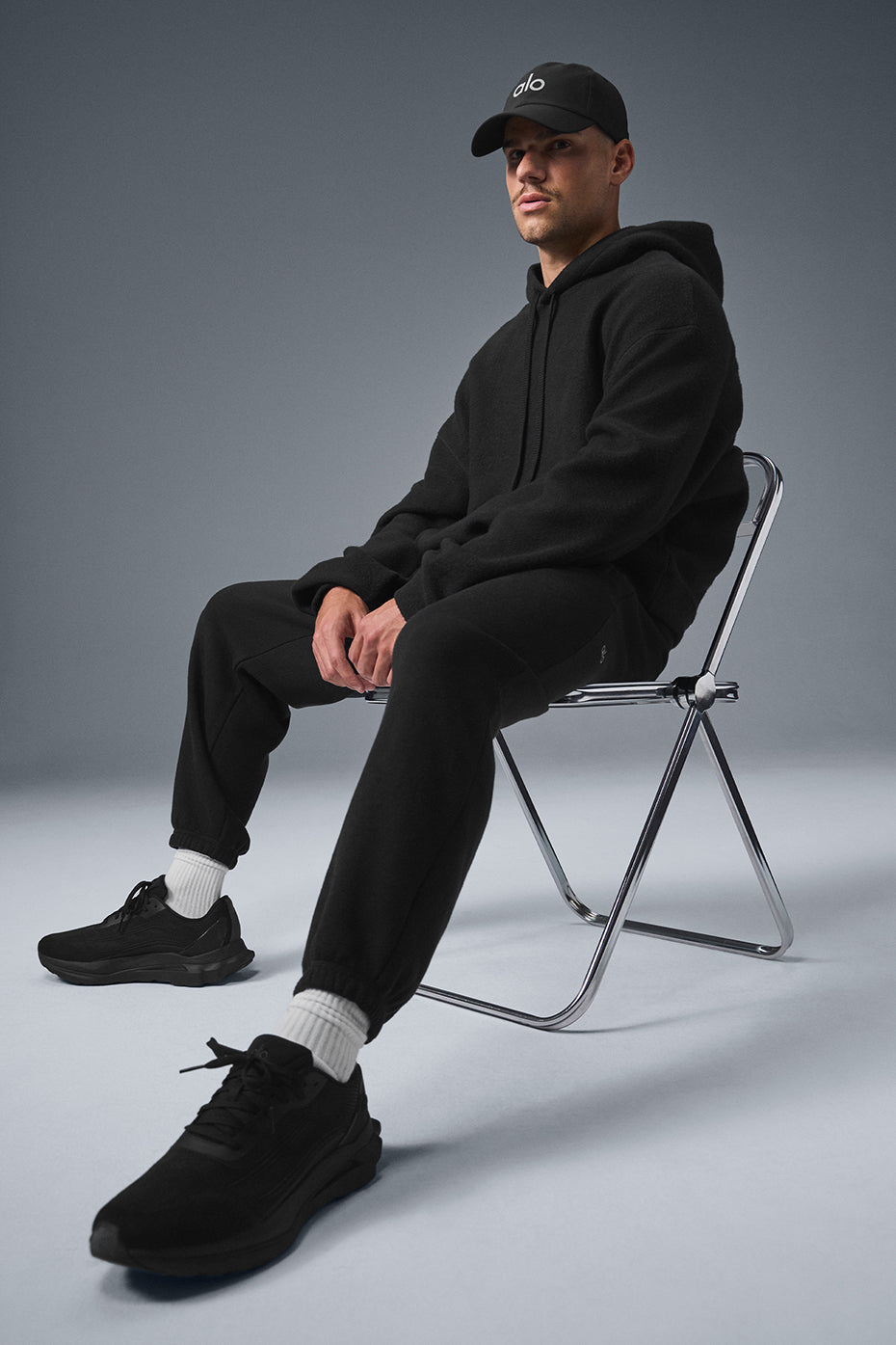 Triumph Restore Sweatpant - Black