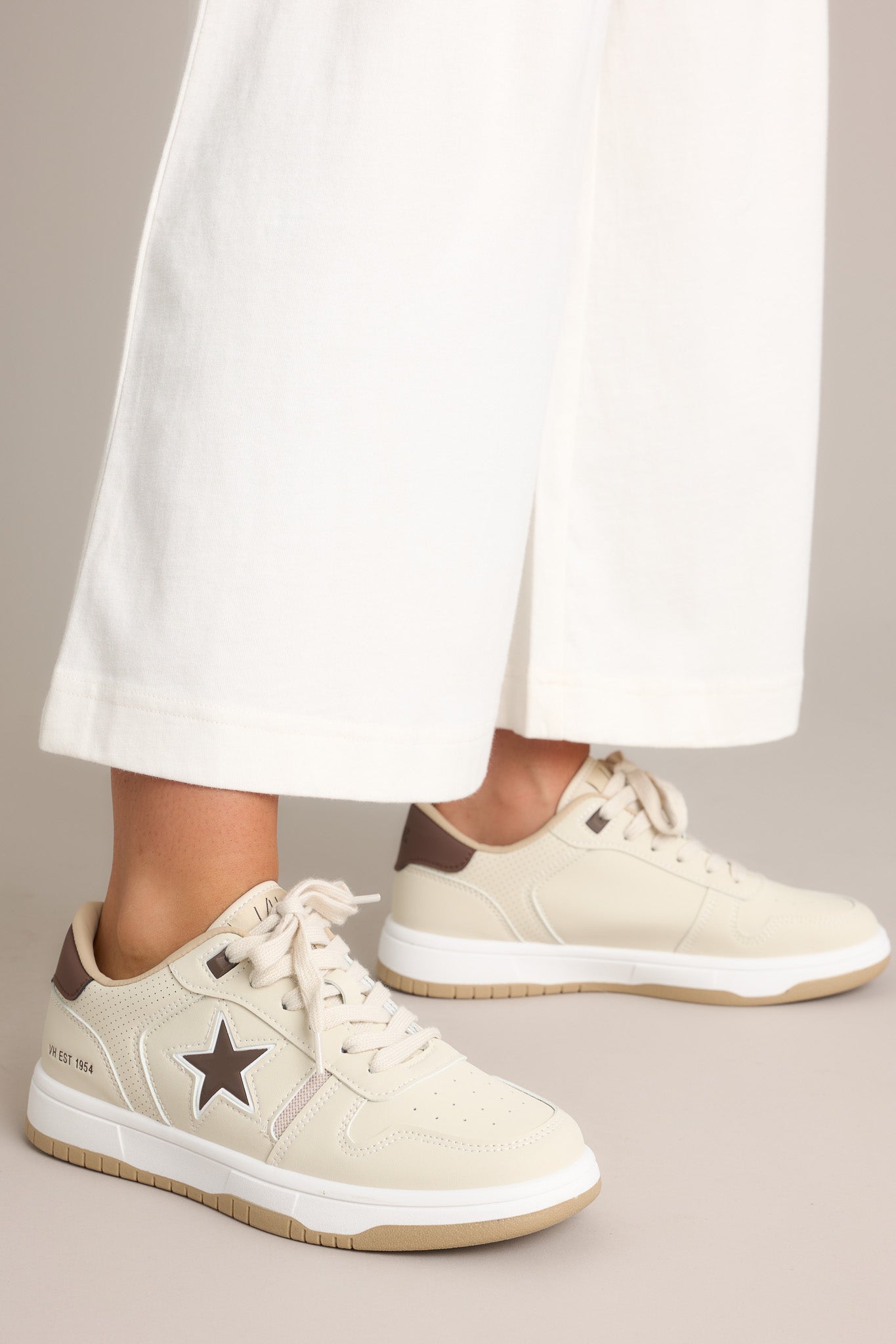 Vintage Havana Fresh Nude Chocolate Sneakers