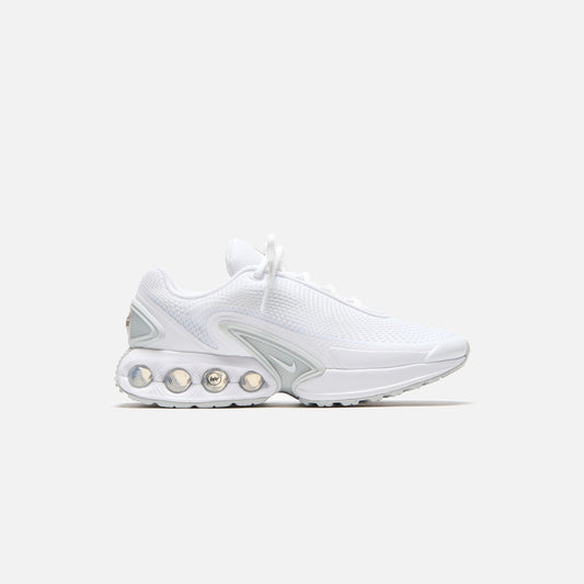 Nike Air Max Dn - White / Metallic Silver