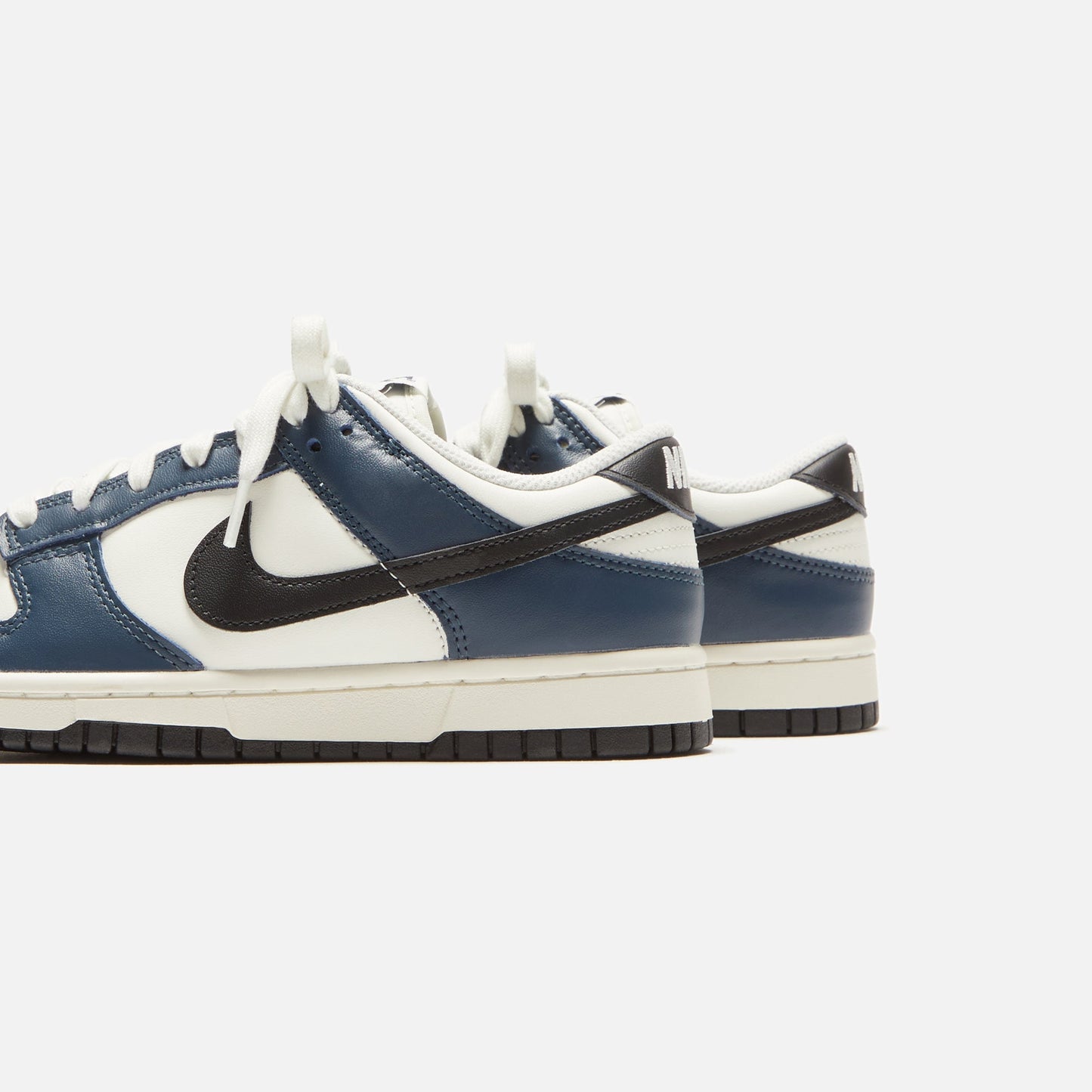 Nike WMNS Dunk Low - Armory Navy / Black / Sail / Coconut Milk