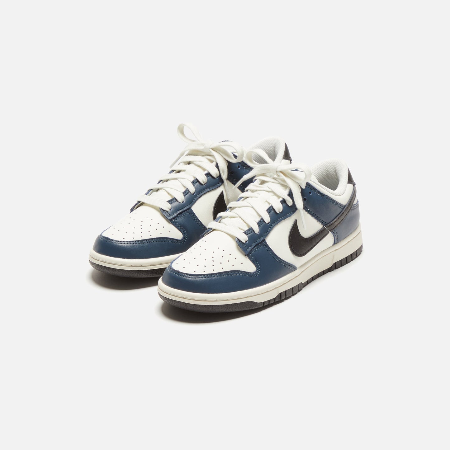 Nike WMNS Dunk Low - Armory Navy / Black / Sail / Coconut Milk