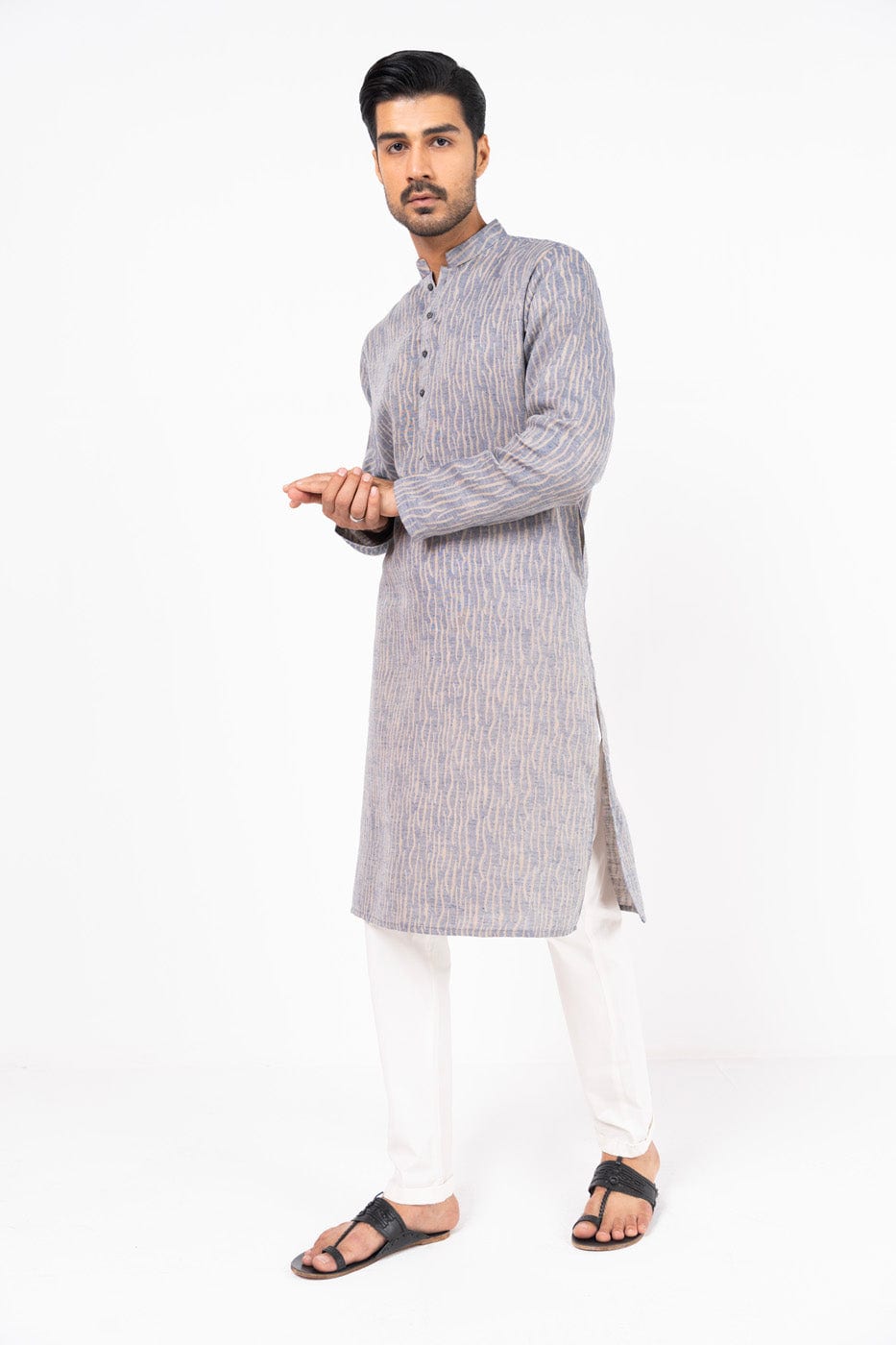 Dyed Embroidered Blended Kurta