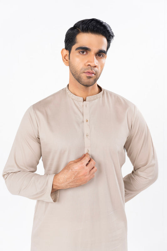 Dyed Embroidered Cotton Kurta