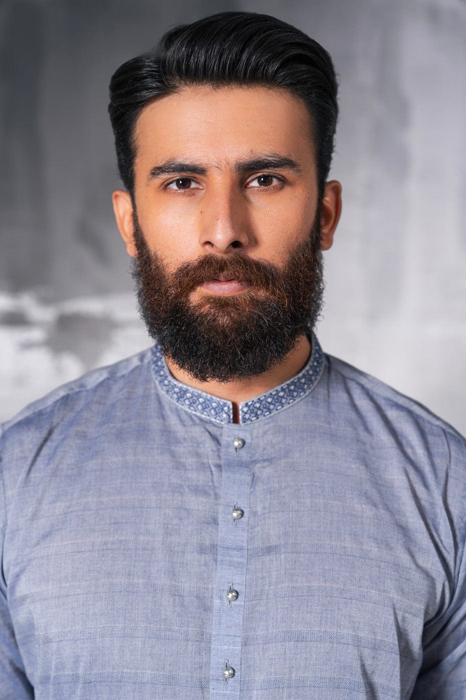 Regular Fit Embroidered Kurta