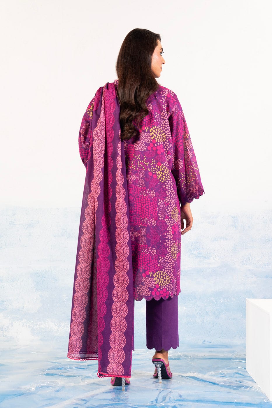2 Pc Printed Silver Lawn Shirt With Lawn Dupatta