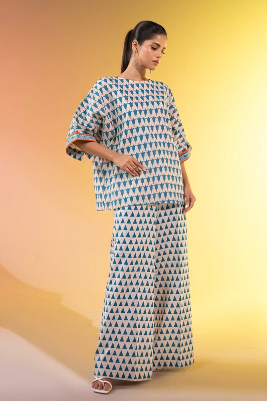 2 Pc Printed Lawn Suit With Cambric Trouser