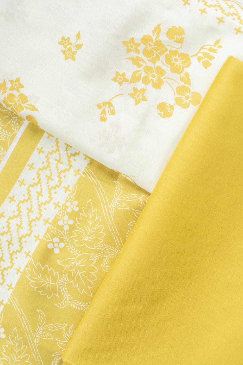 3 Pc Printed Lawn Suit With Lawn Dupatta