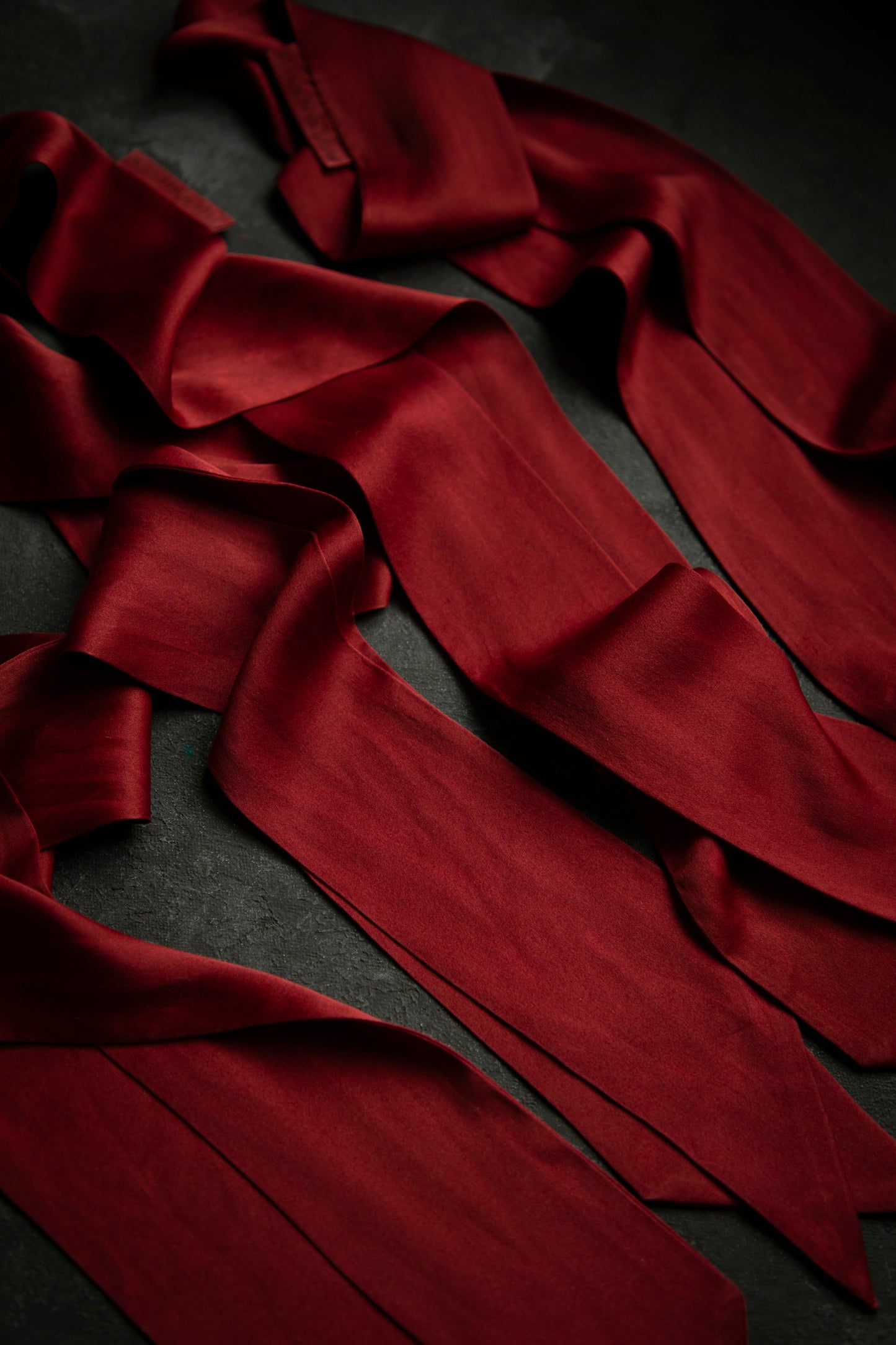 Plant Dyed Silk Twilly / Scarlet