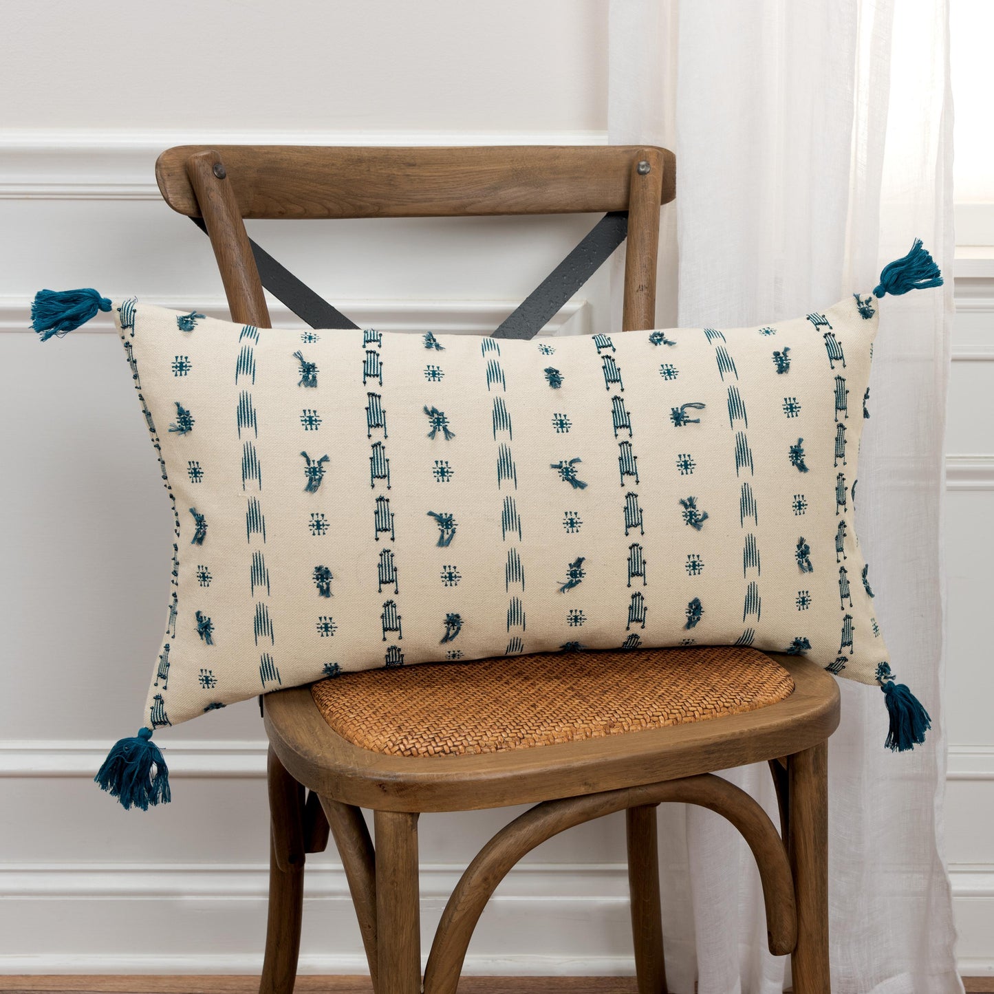 Geometric Print Knife Edge 100% Cotton Poly Filled Decorative Throw Pillow