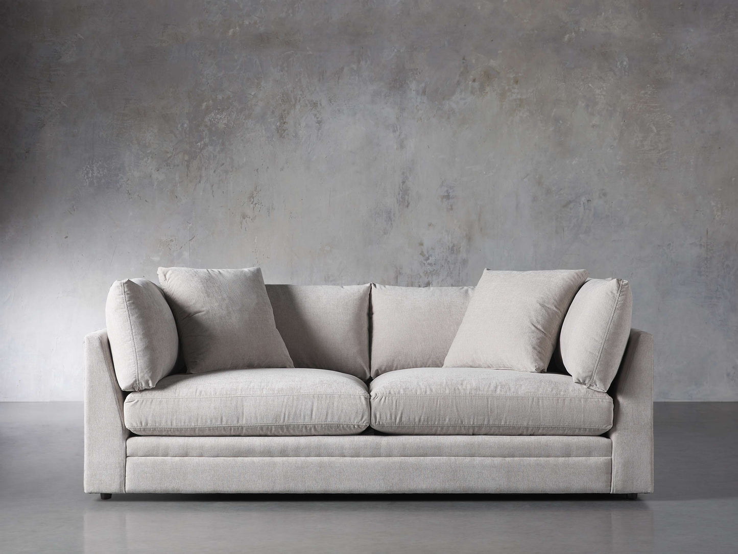 Pavo Sofa