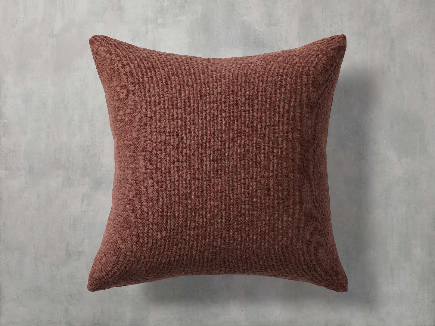 Nouri Pillow