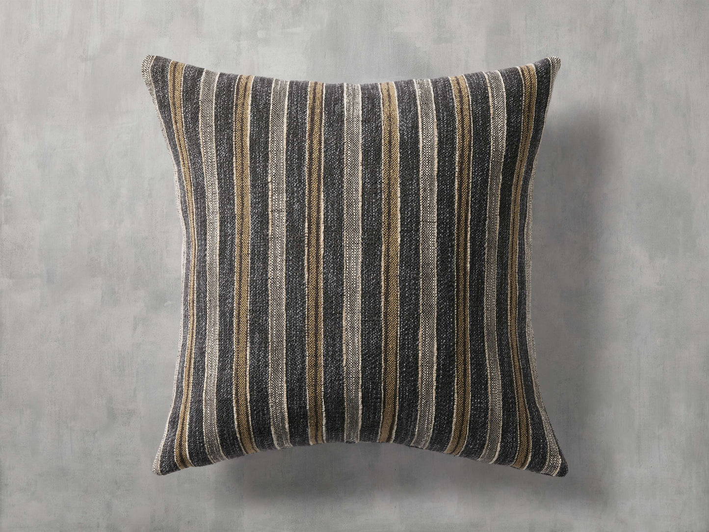 Valla Pillow