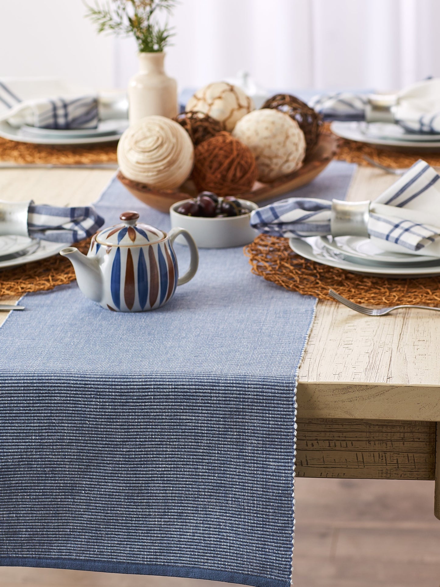 Stonewash Blue/White 2-Tone Ribbed Table Runner 13X108