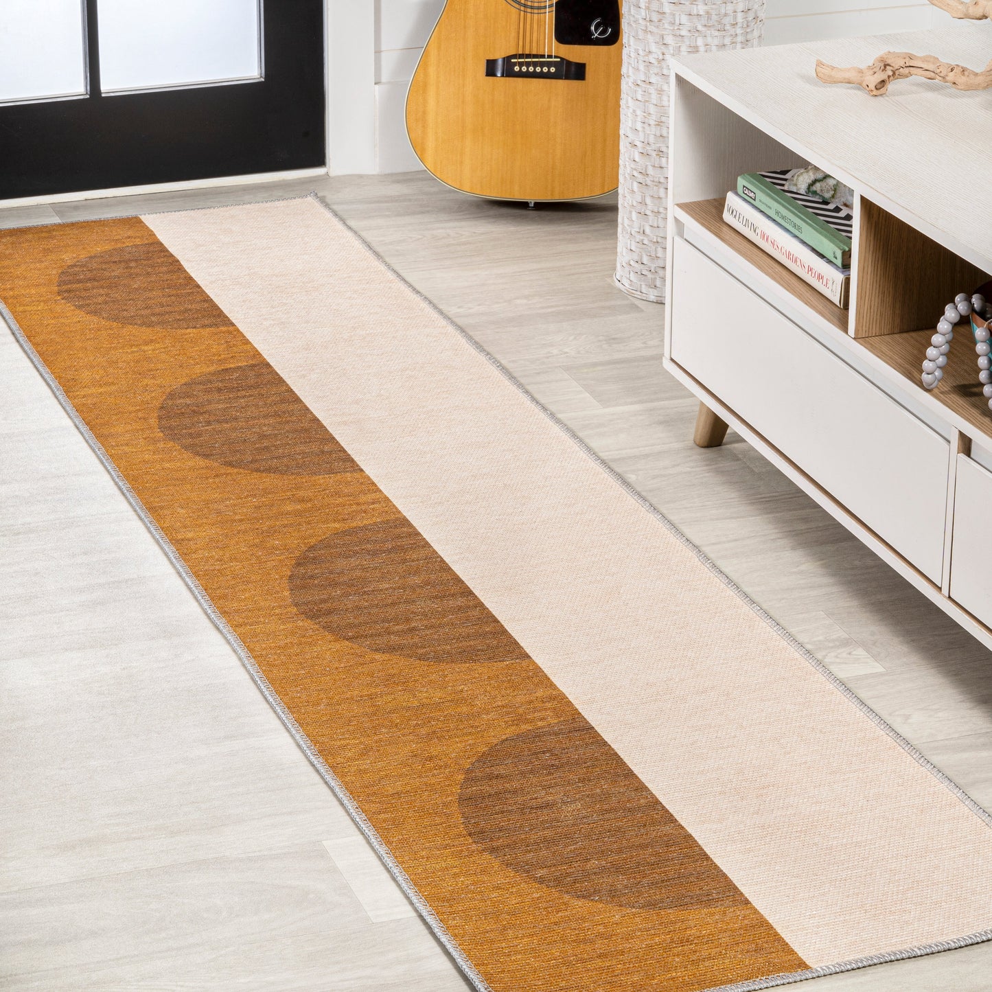 Demie Minimalist Graphic Circle Machine-Washable Area Rug