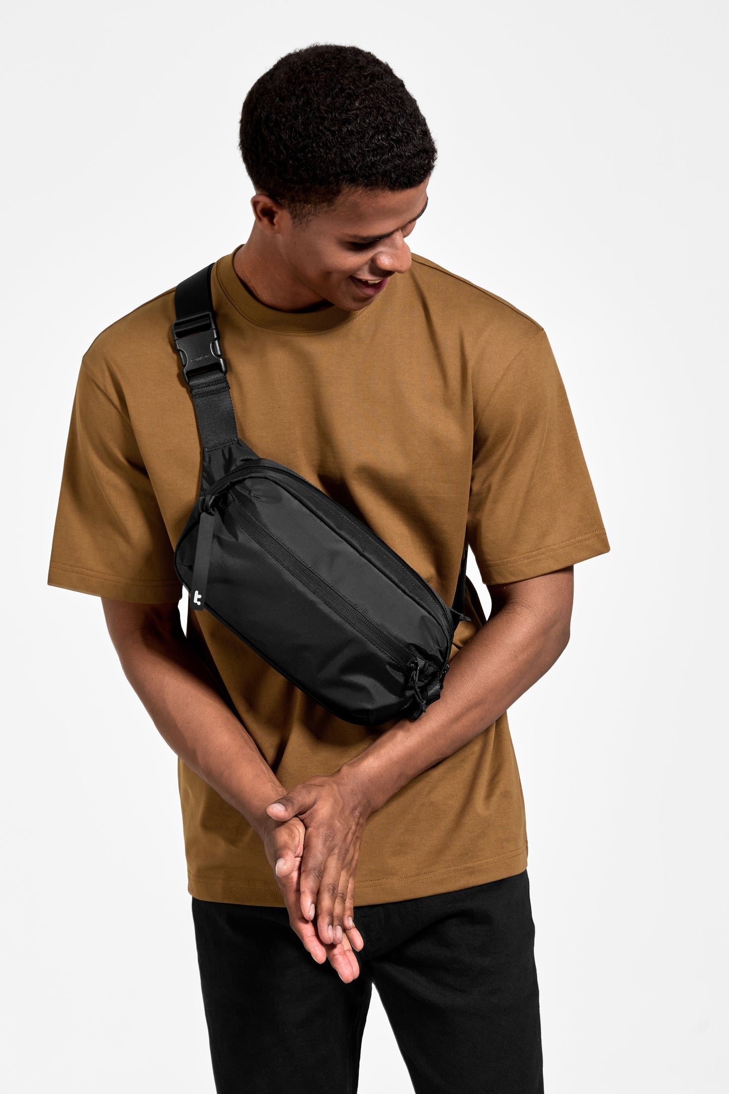 Tomtoc Aviator Chest Bag 3.5L (Black)