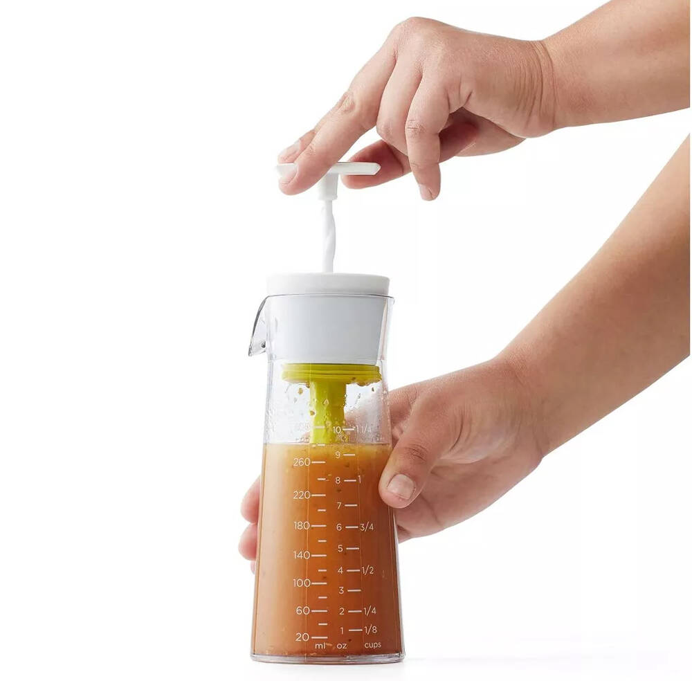 Chef'n Emulstir 200ml Salad Dressing Mixer