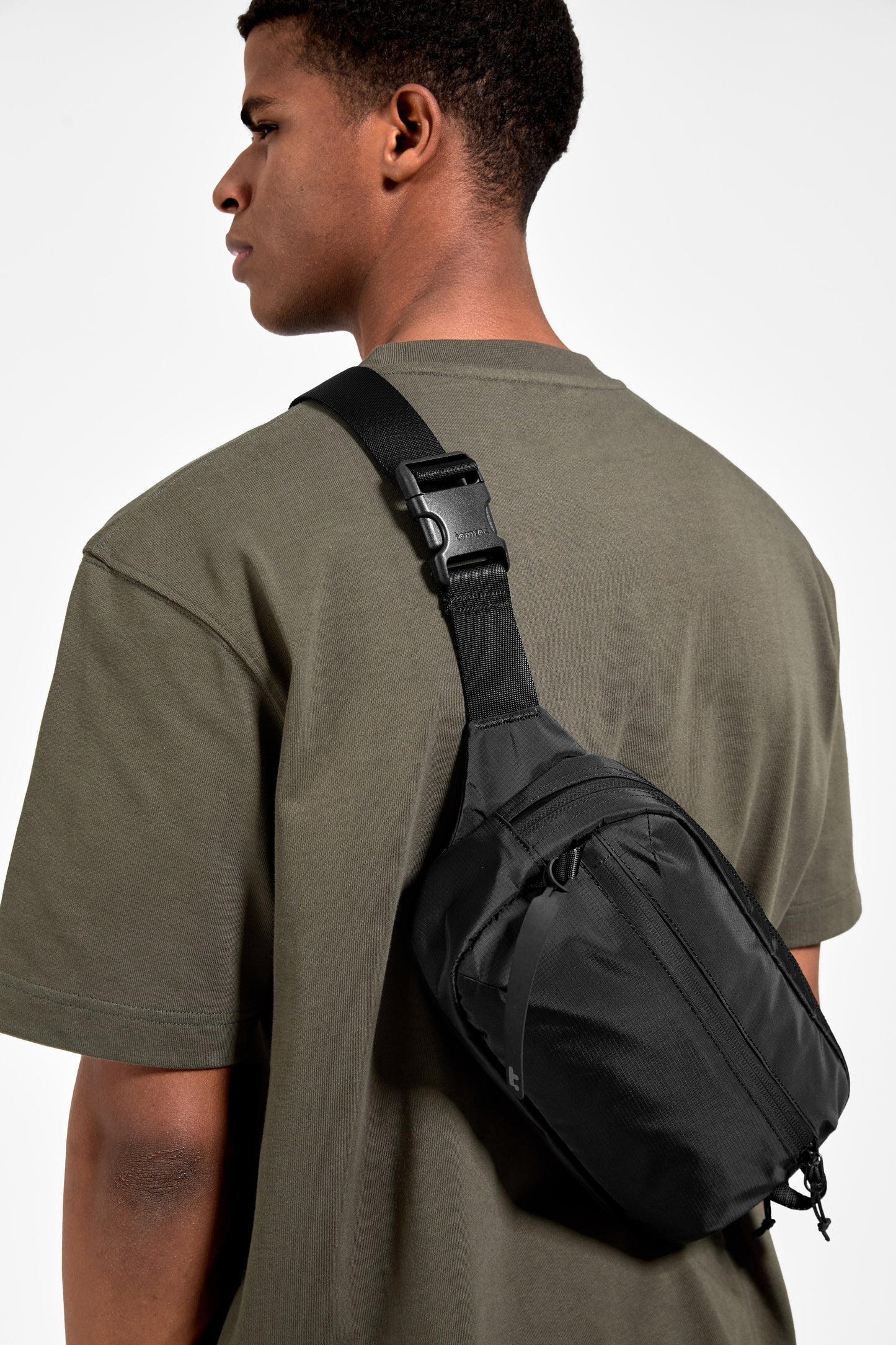Tomtoc Aviator Chest Bag 3.5L (Black)