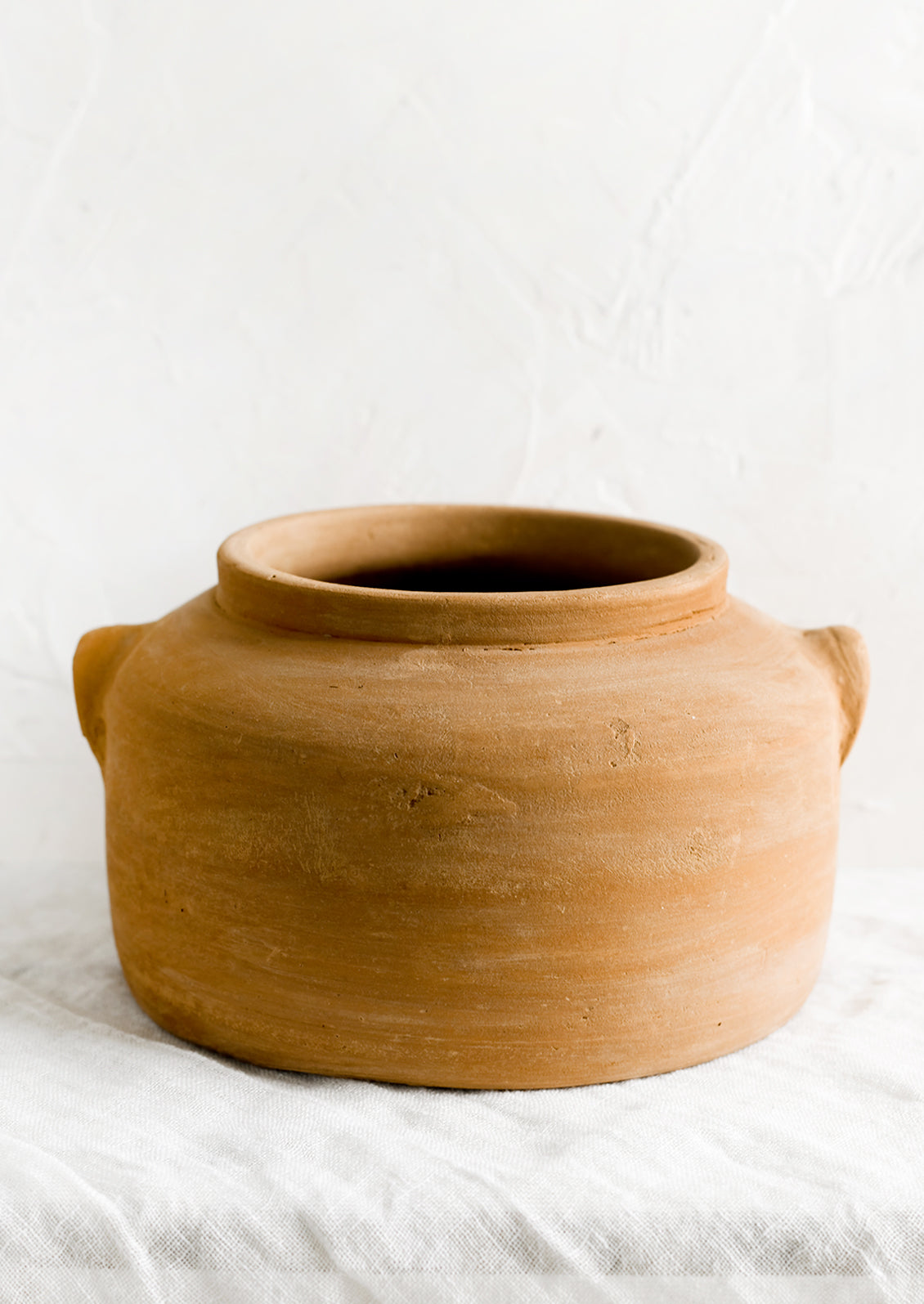 Antika Clay Pot