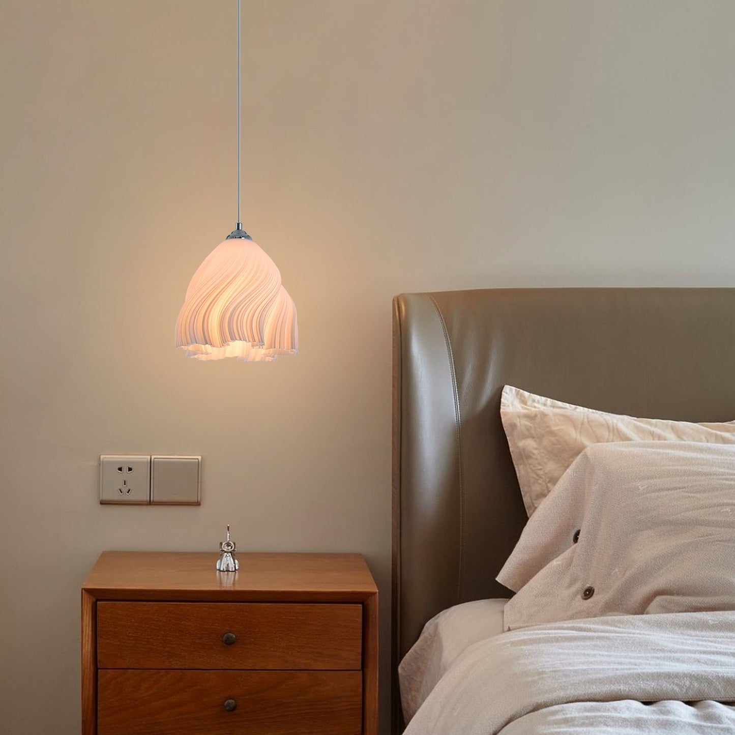 Auras 7.9" Simple Three Dimensional Petal Design Chandelier without Bulb