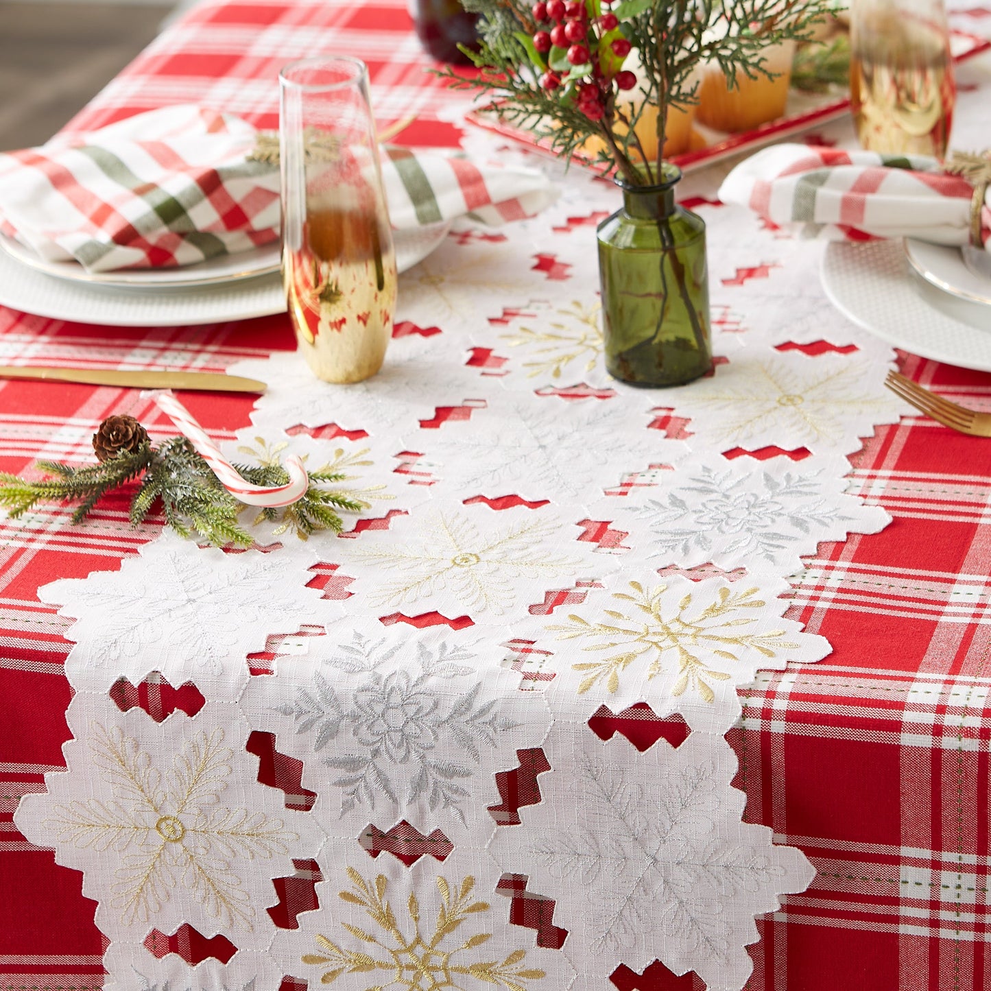 Snowflakes Embroidered Table Runner 14X54