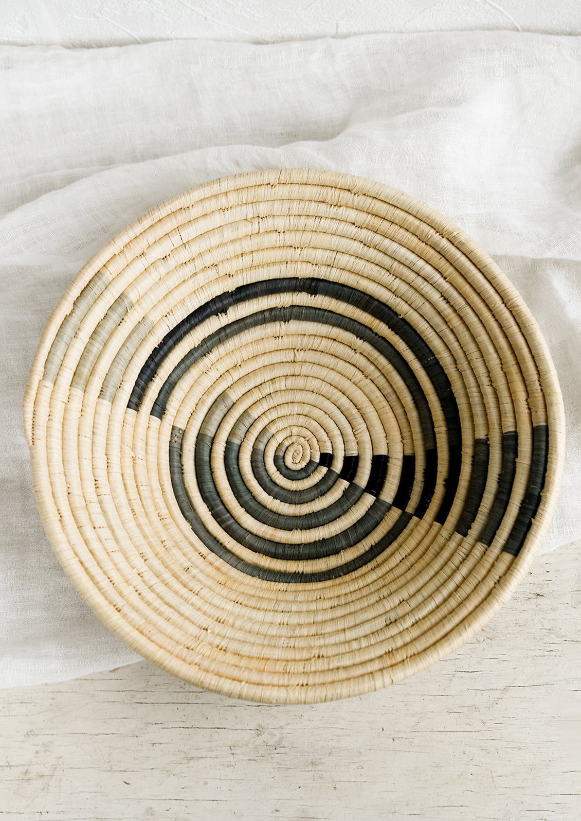 Beam Raffia Bowl