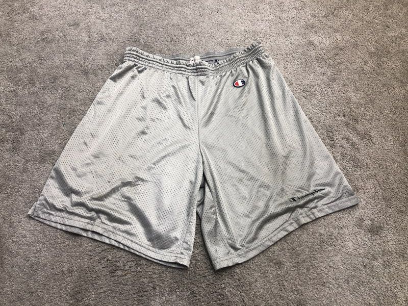 Champion Shorts Mens Large Gray Bermuda Activewear Running Training Sports Logo