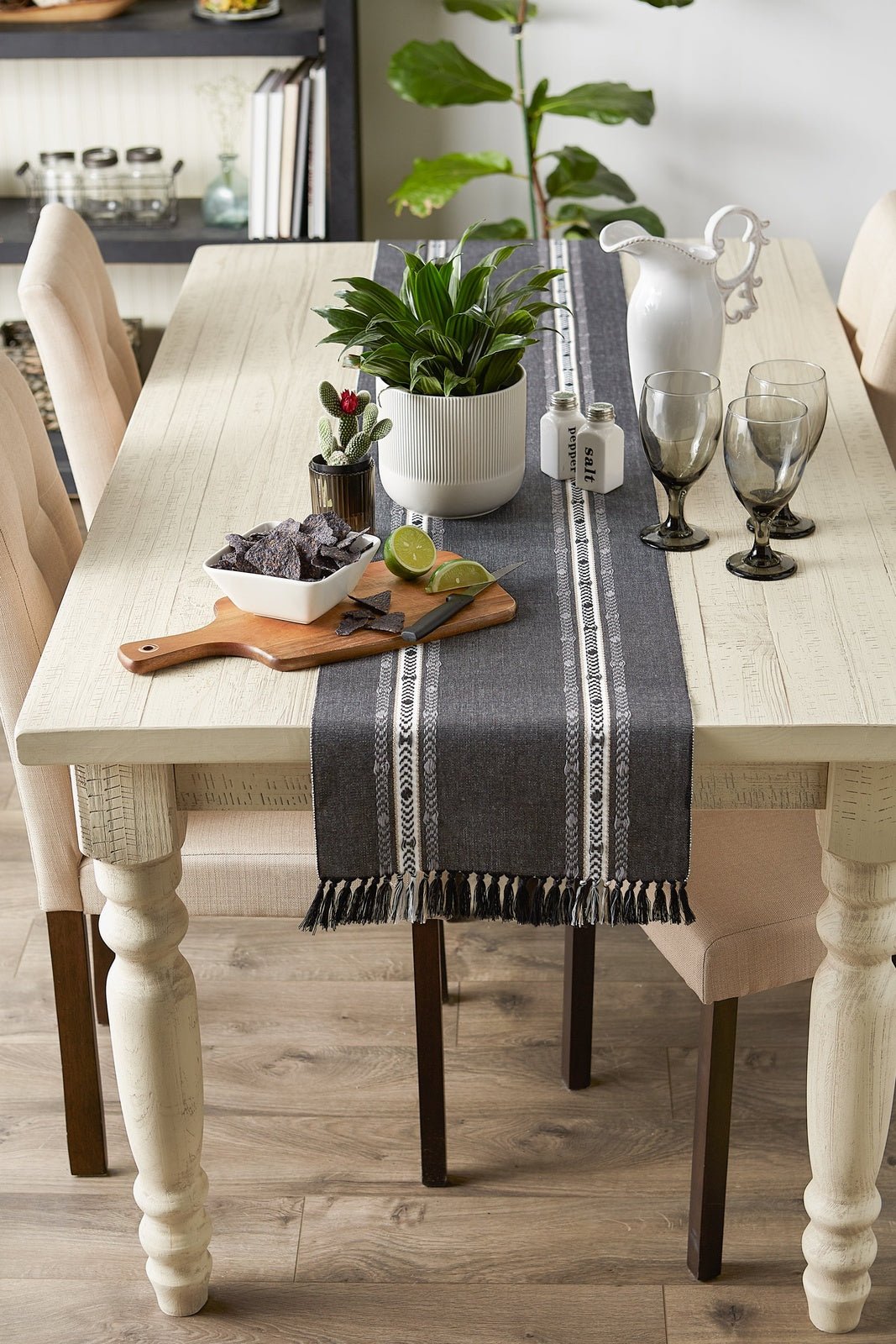 Black Dobby Striped Fringe Ribbed Table Runner