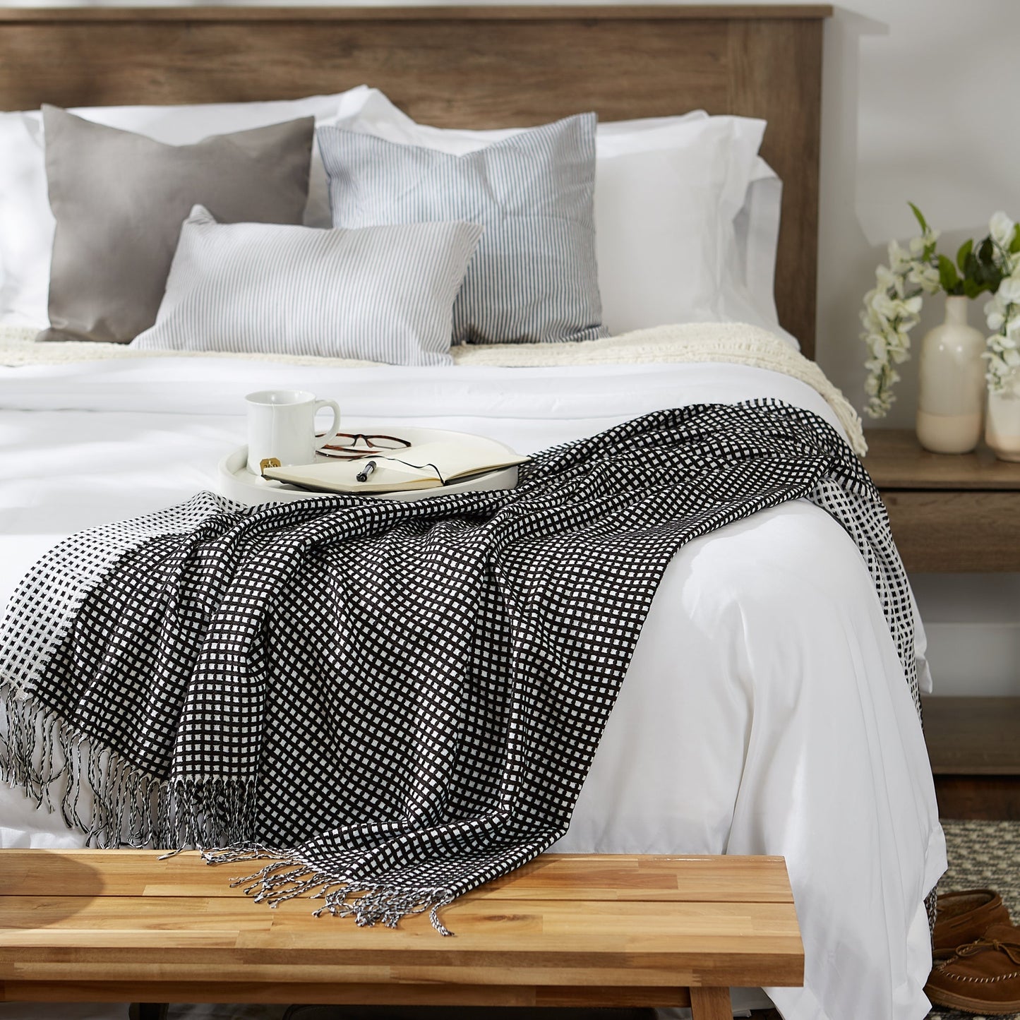 Black & White Waffle Knit Throw