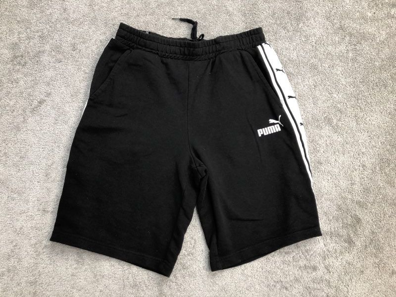 Puma Shorts Mens Medium Black Bermuda Activewear Running Jogging Logo Casual