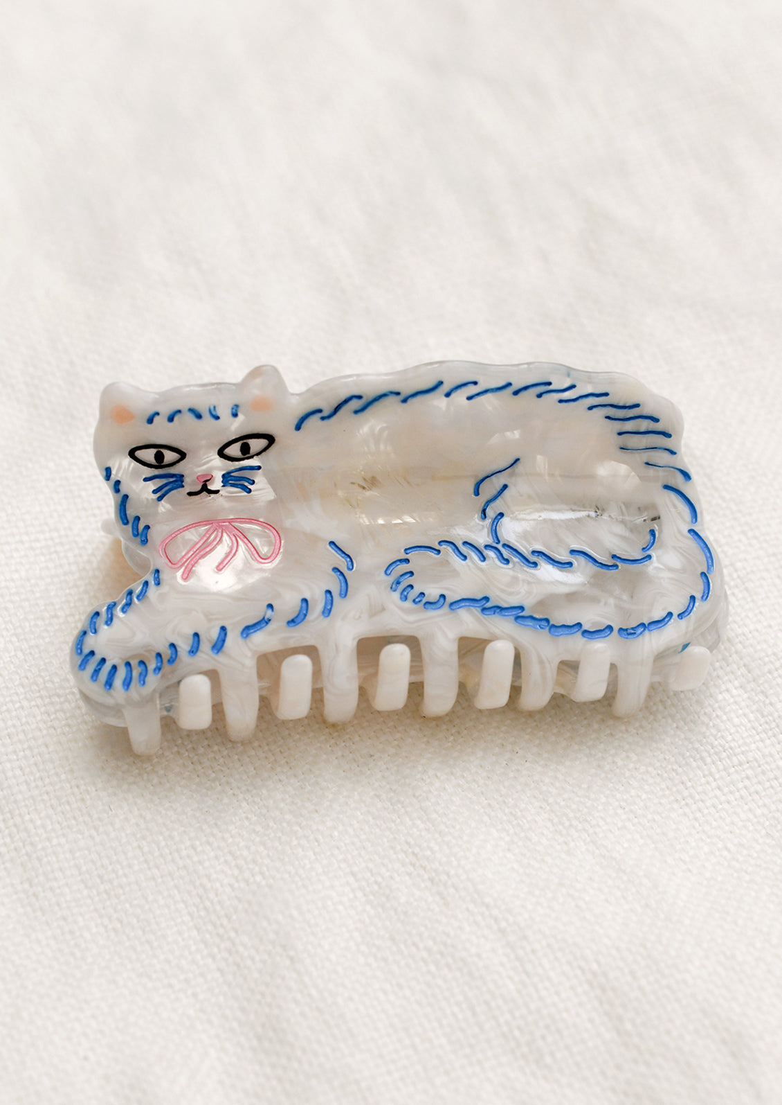 House Cat Hair Claw