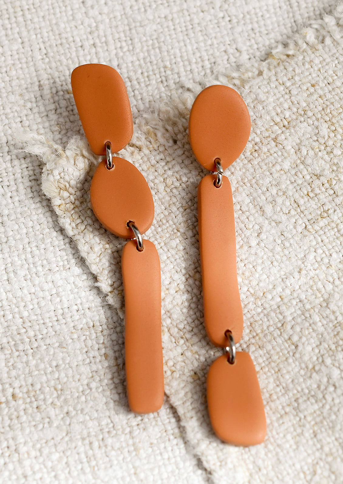 Cleaia Earrings