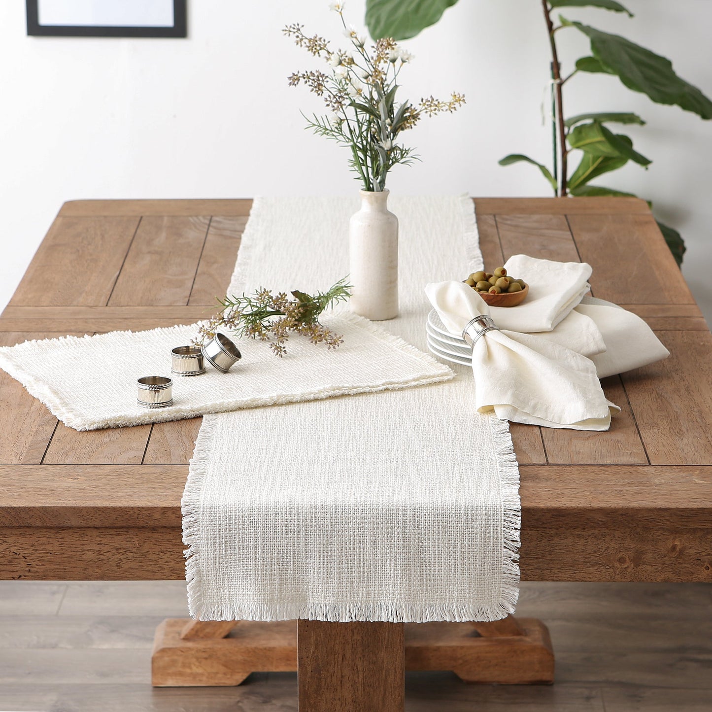 Cream Sugar Basket Fringe 14"X72" Table Runner