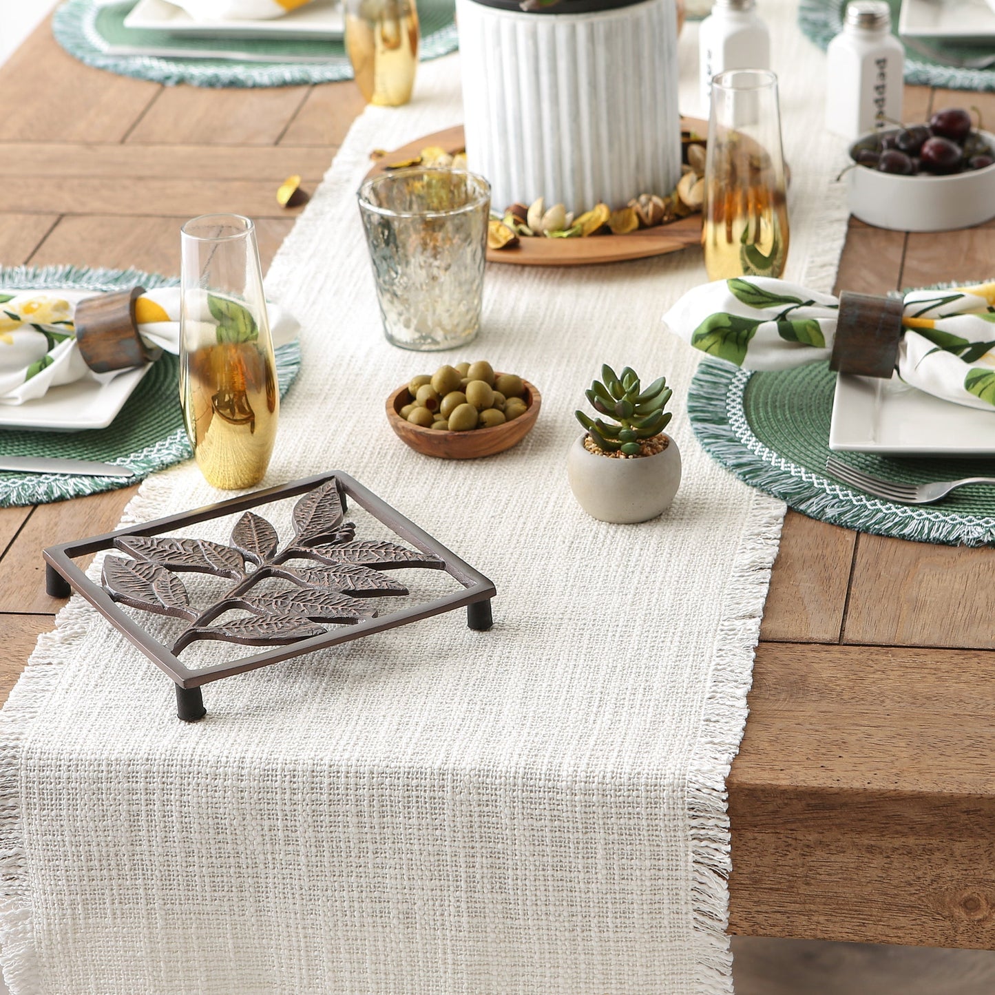 Cream Sugar Basket Fringe 14"X72" Table Runner