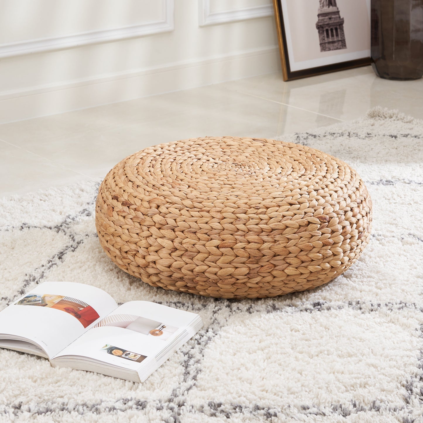 Woven Tatami Floor Cushion with Round Shape