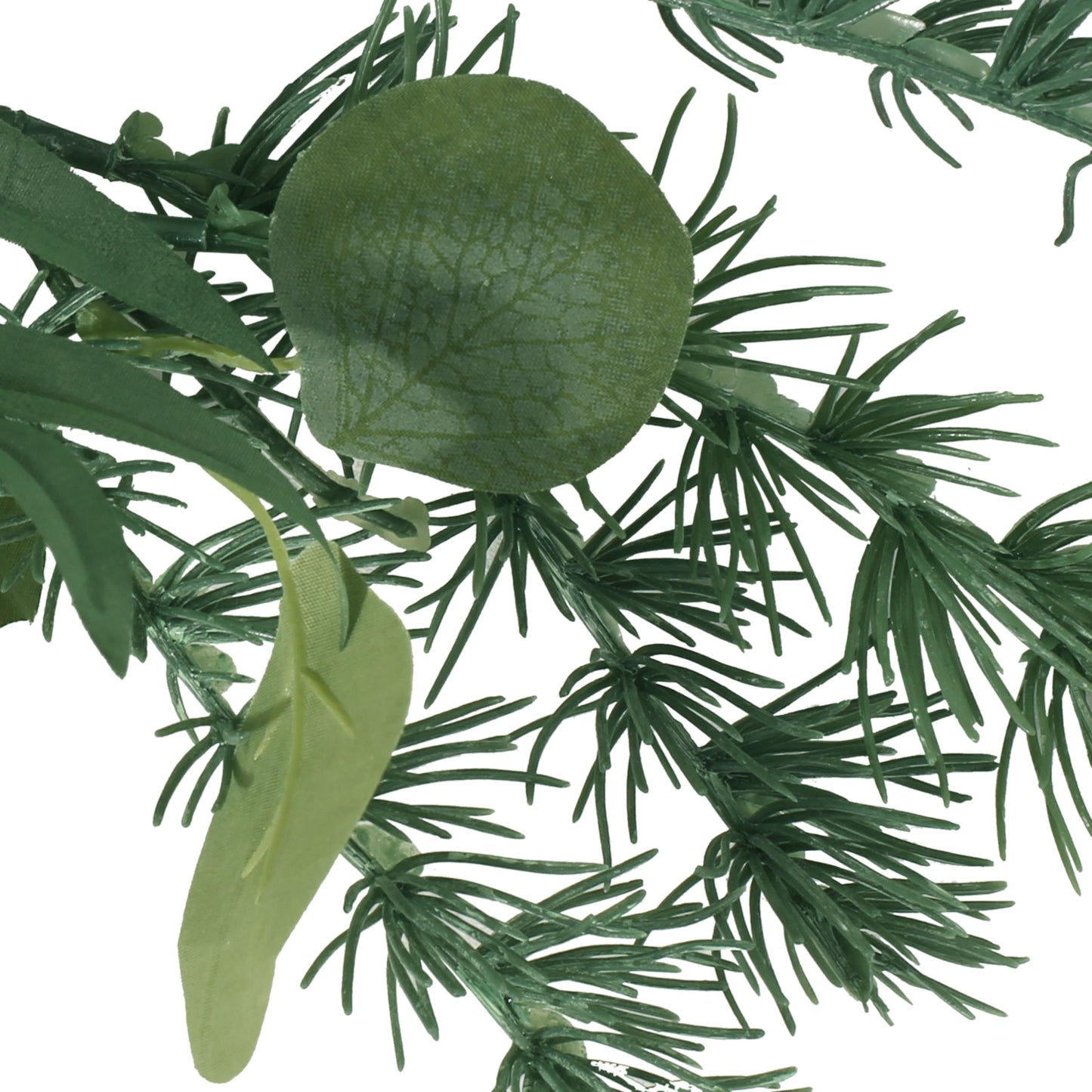 Quera 5.5 ft Leaves Garland