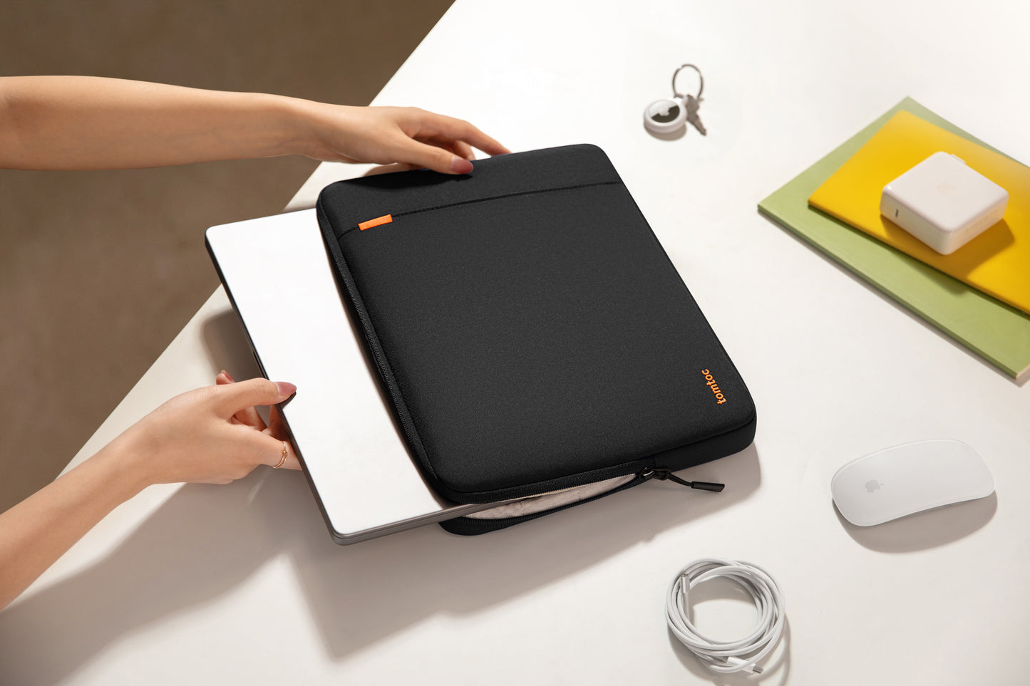 Tomtoc Defender Premium Laptop Sleeve 13" (Black)