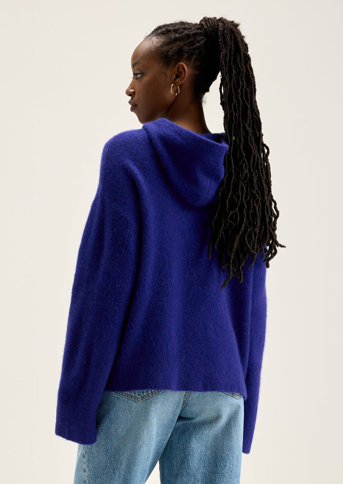 Dera Hooded Sweater