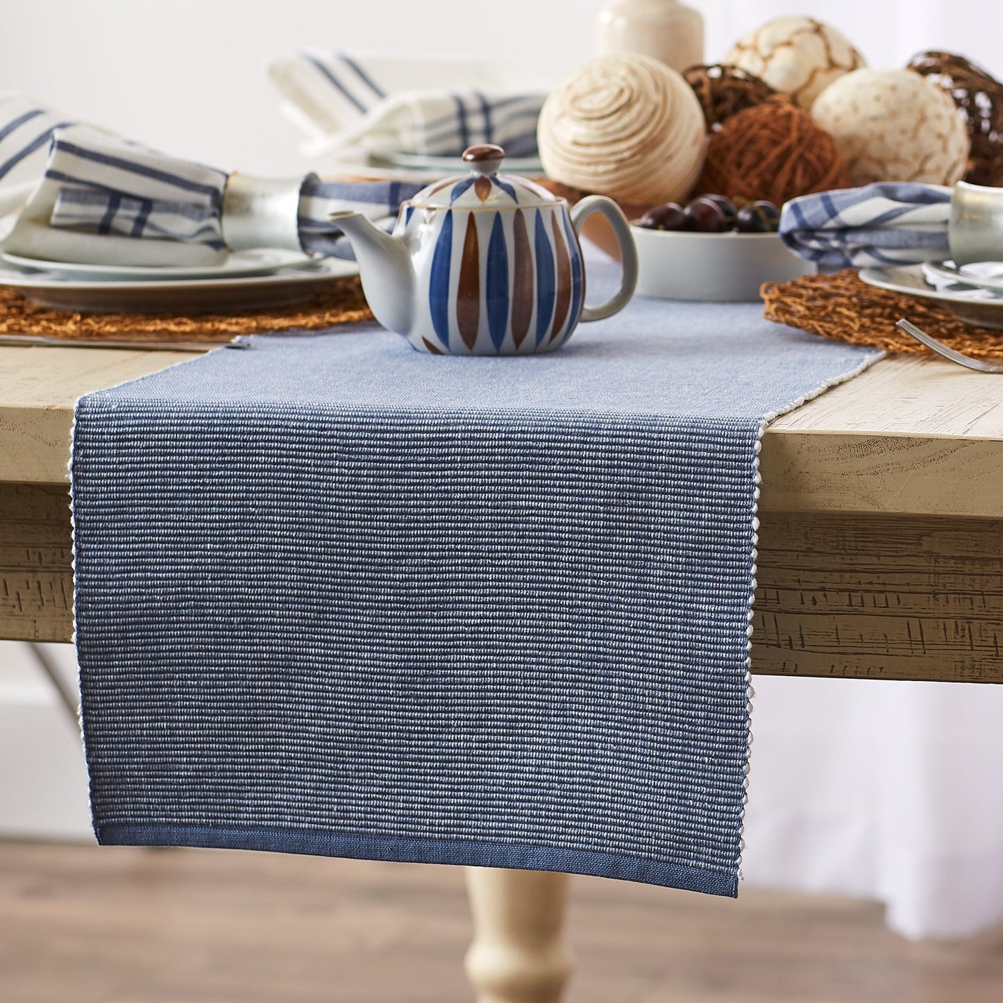 Stonewash Blue/White 2-Tone Ribbed Table Runner 13X108