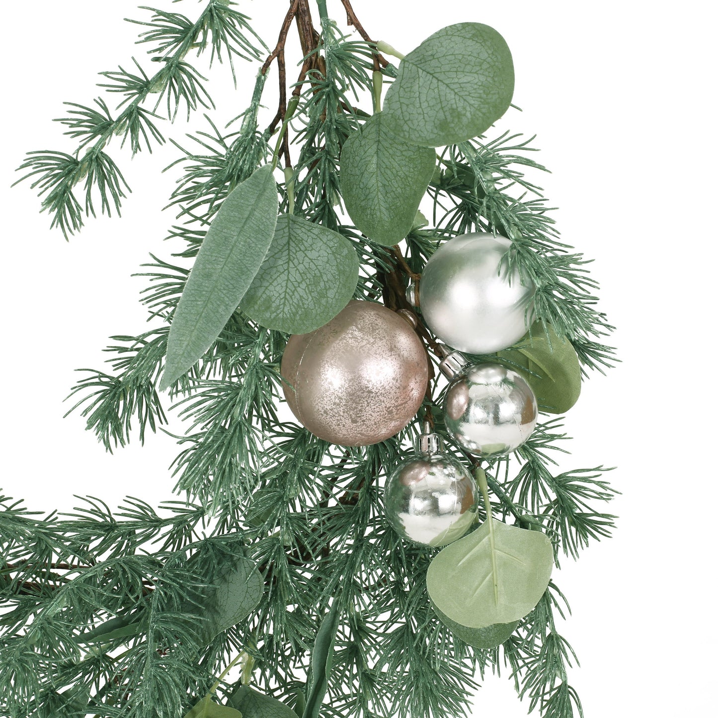 Pineneedle Garland with Ball