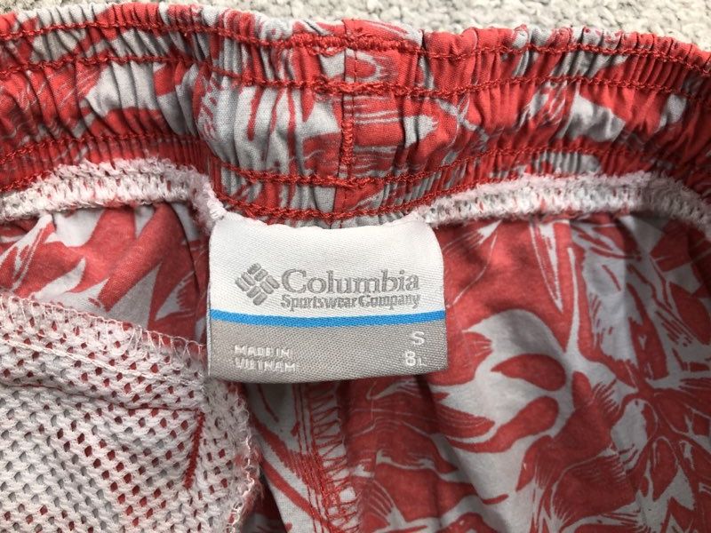 Columbia Swimwear Mens Small Carrot Pink PFG Omni Shade Leaf Print Board Shorts