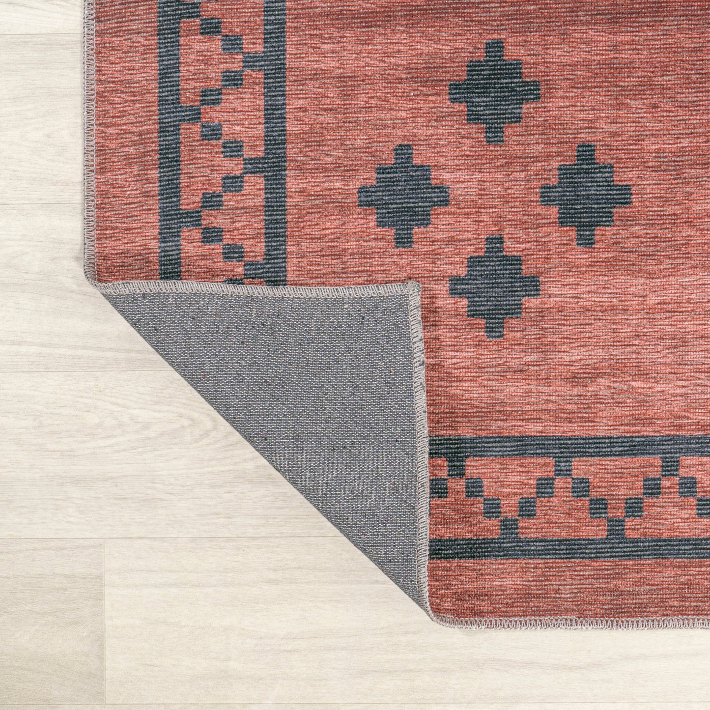 Korsa Geometric Medallion Machine-Washable Area Rug