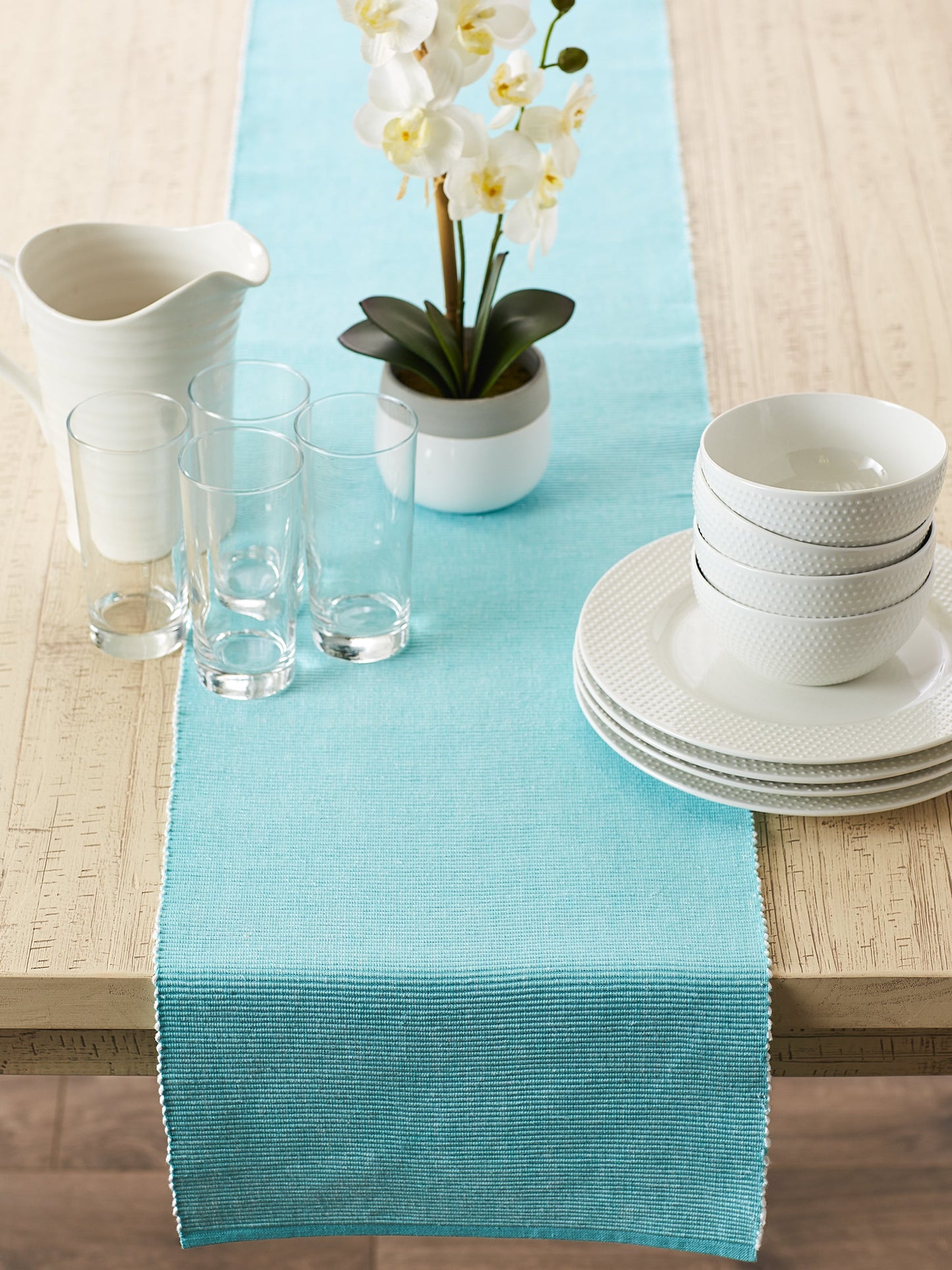 Aqua/White 2-Tone Ribbed Table Runner 13X72