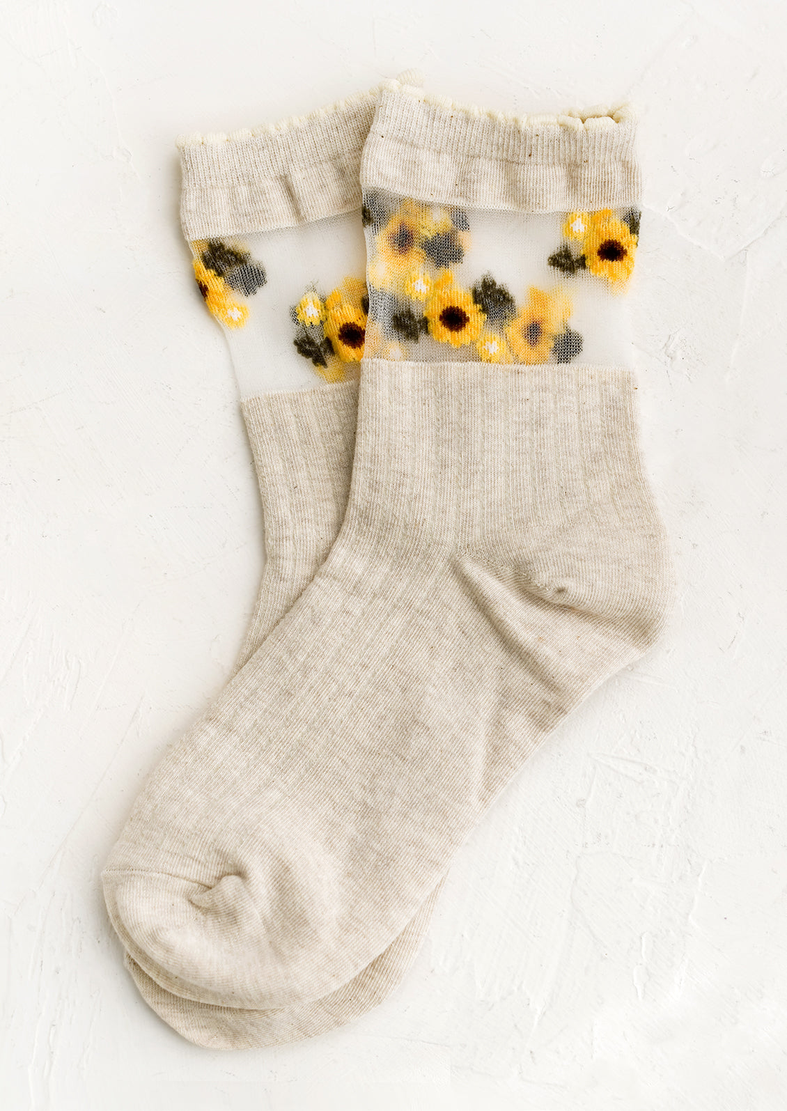 Sheer Floral Trim Socks