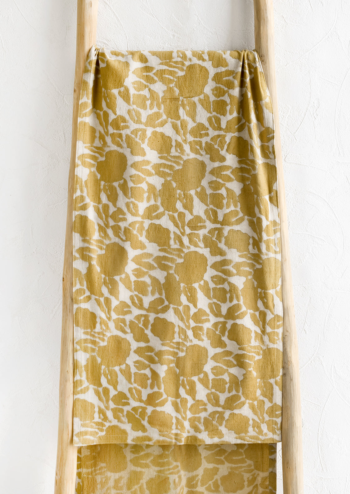 Floret Table Runner