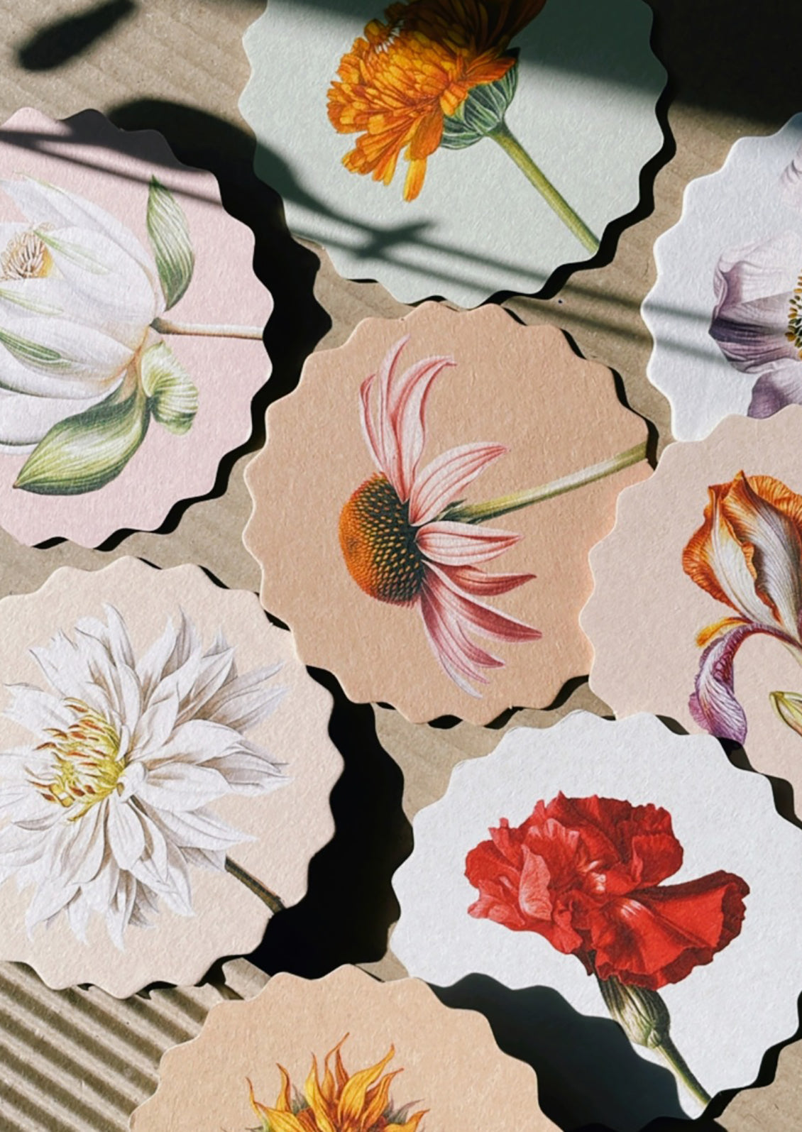 Scalloped Paper Coaster Set