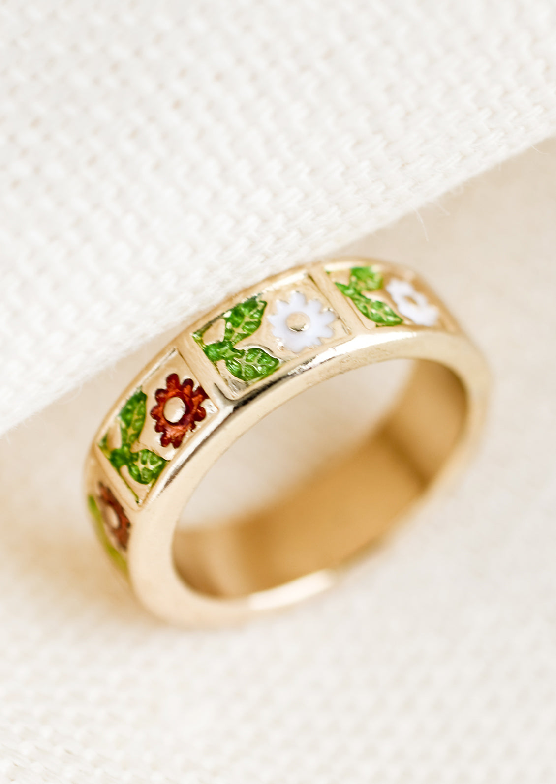 Framed Florals Ring
