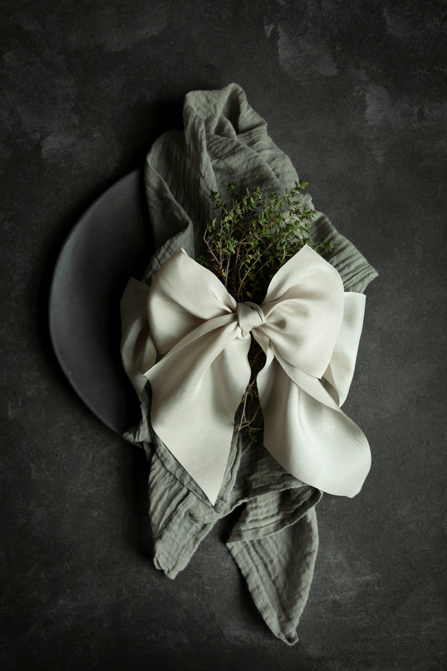 French Gray / Plant Dyed Napkin Sets